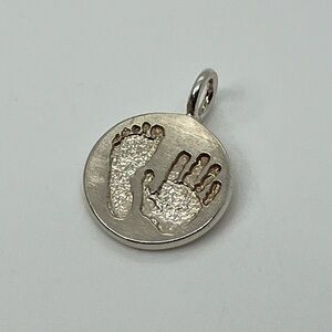 Vtg 925 Sterling Silver ‘ Olivia ‘ Baby Handprint Footprint Round Pendant
